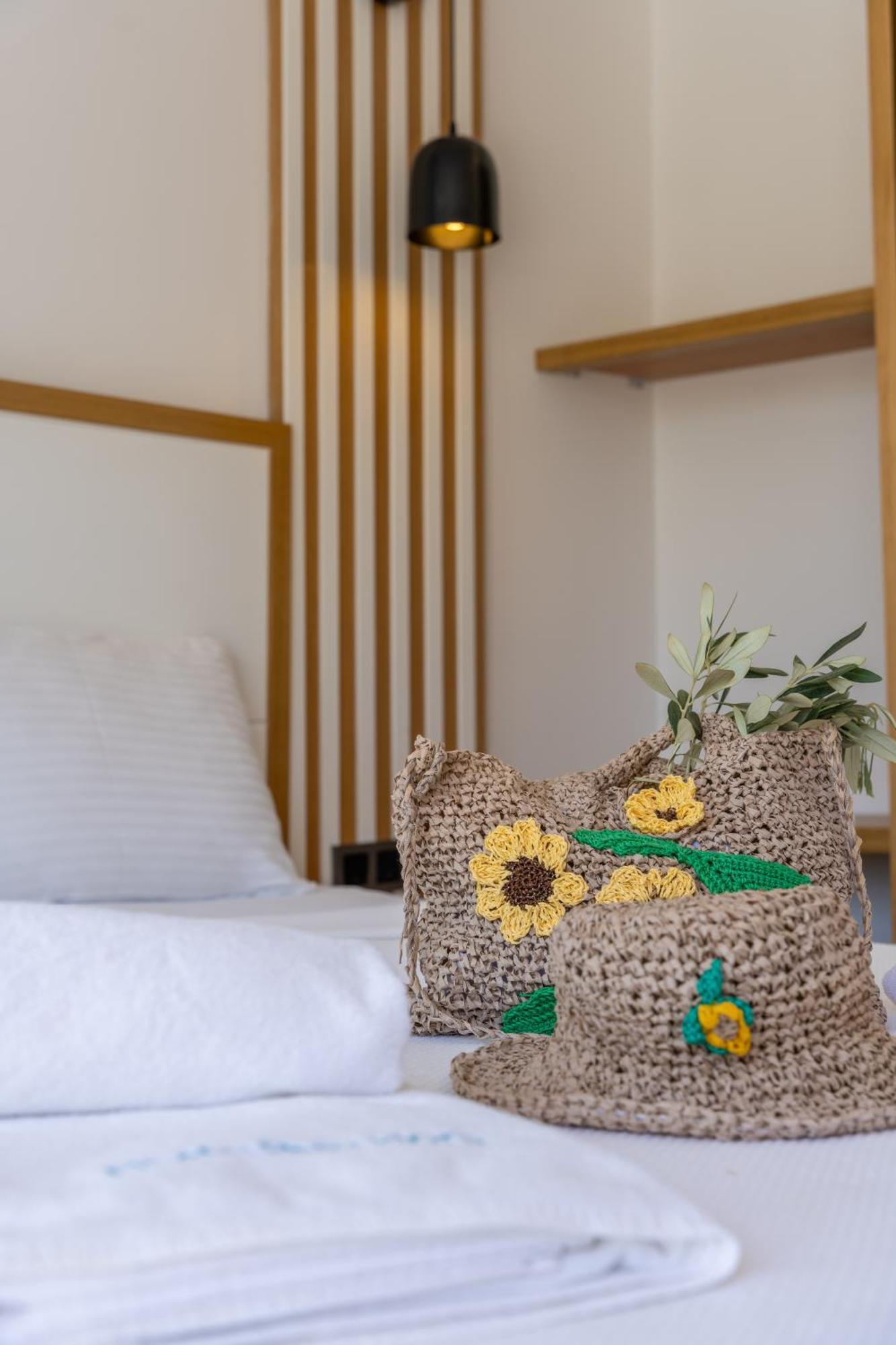 Kalkan Beach Park Hotel คาช ภายนอก รูปภาพ